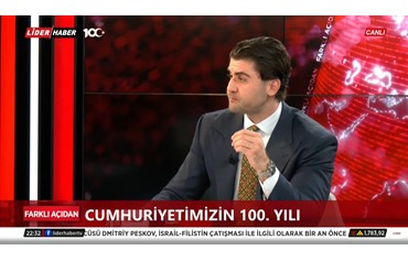 Av. Ahmet Çobanoğlu ve Prof. Dr. Ümit Kocasakal 'Farklı Açıdan' programında gündemi tartıştılar. (24.10.2023)